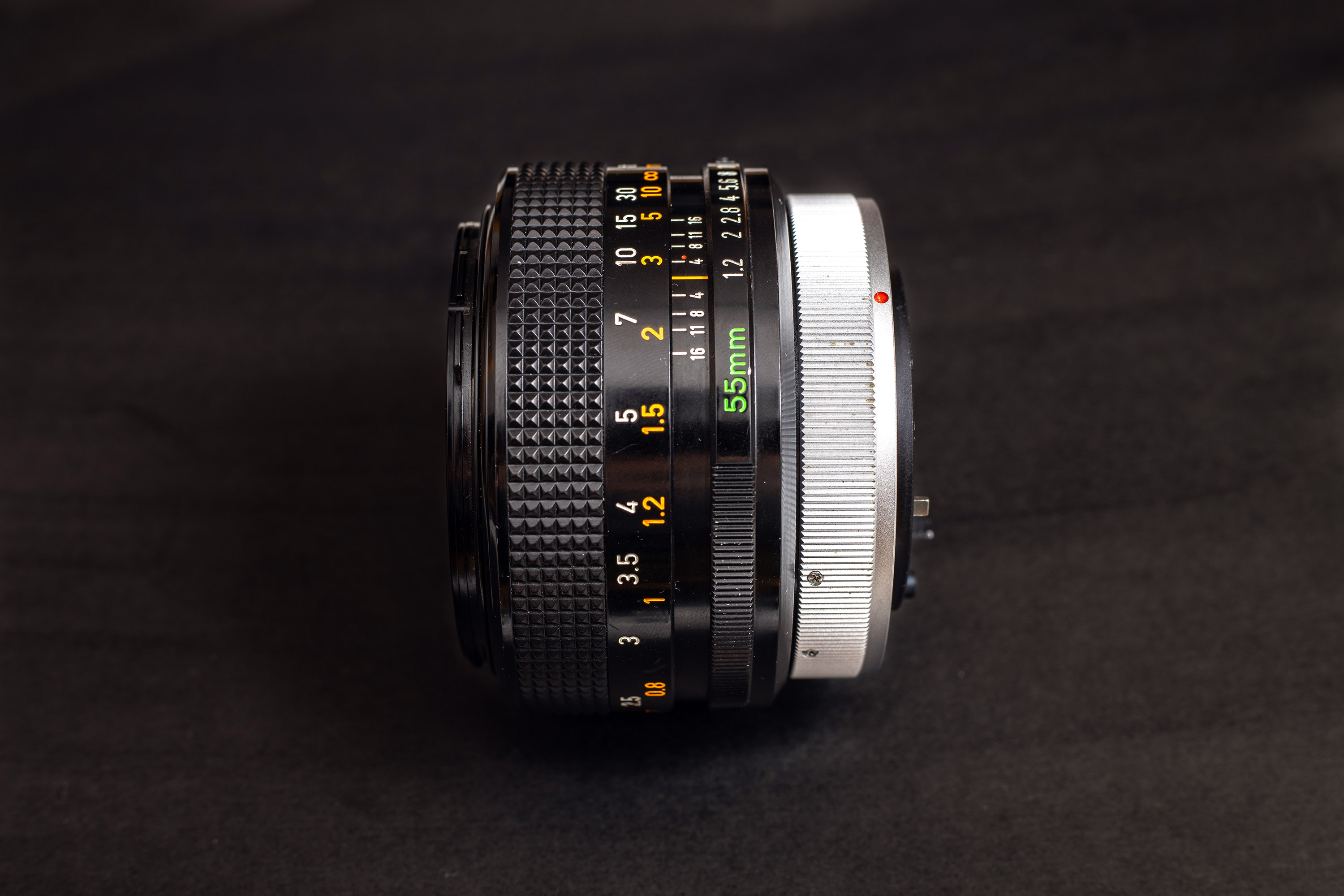 Canon FD 55mm f1.2 S.S.C. - Side view