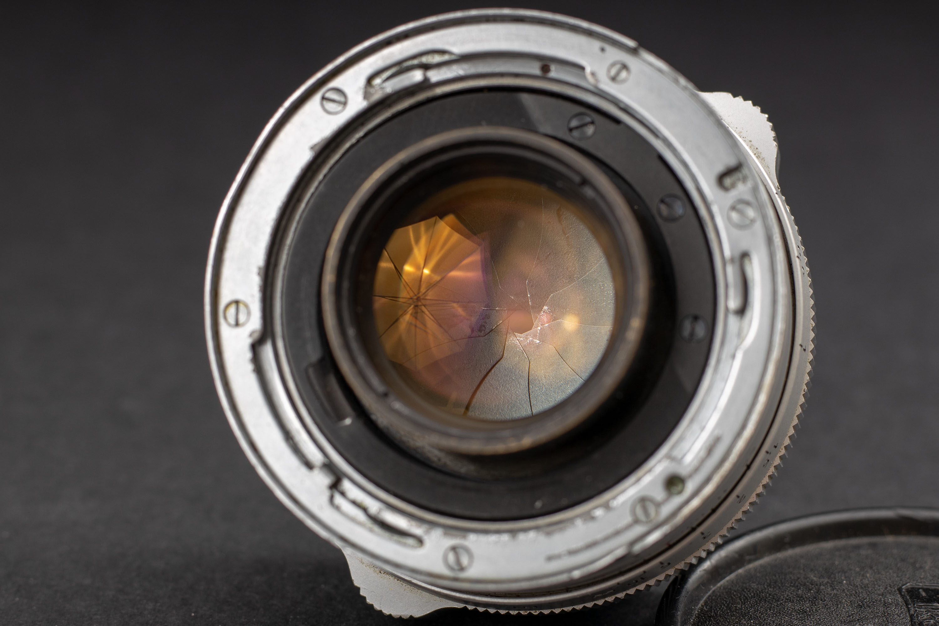Carl Zeiss Contarex Planar 50mm f2 Review - Lens Legend