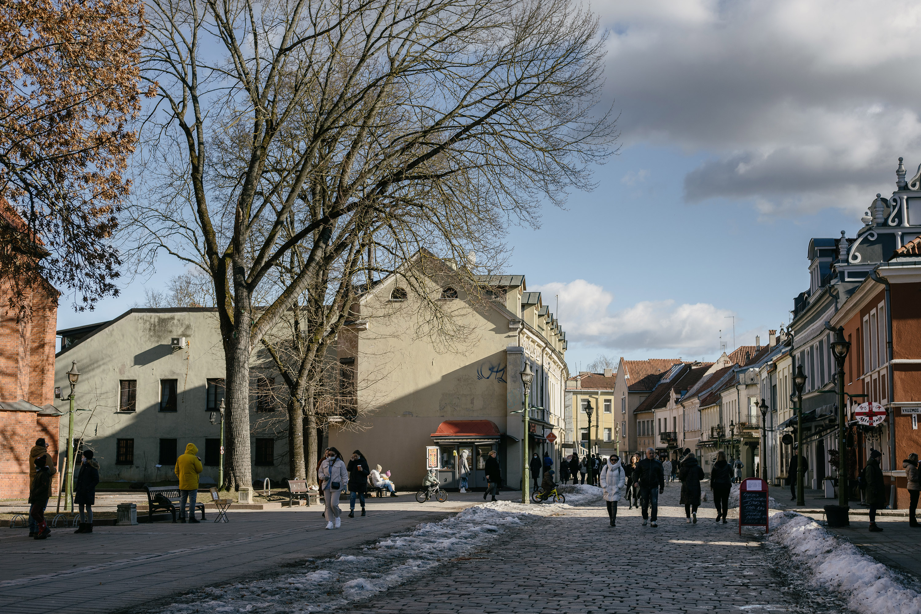 Kaunas old town in winter - Lithuania - Shot at f4