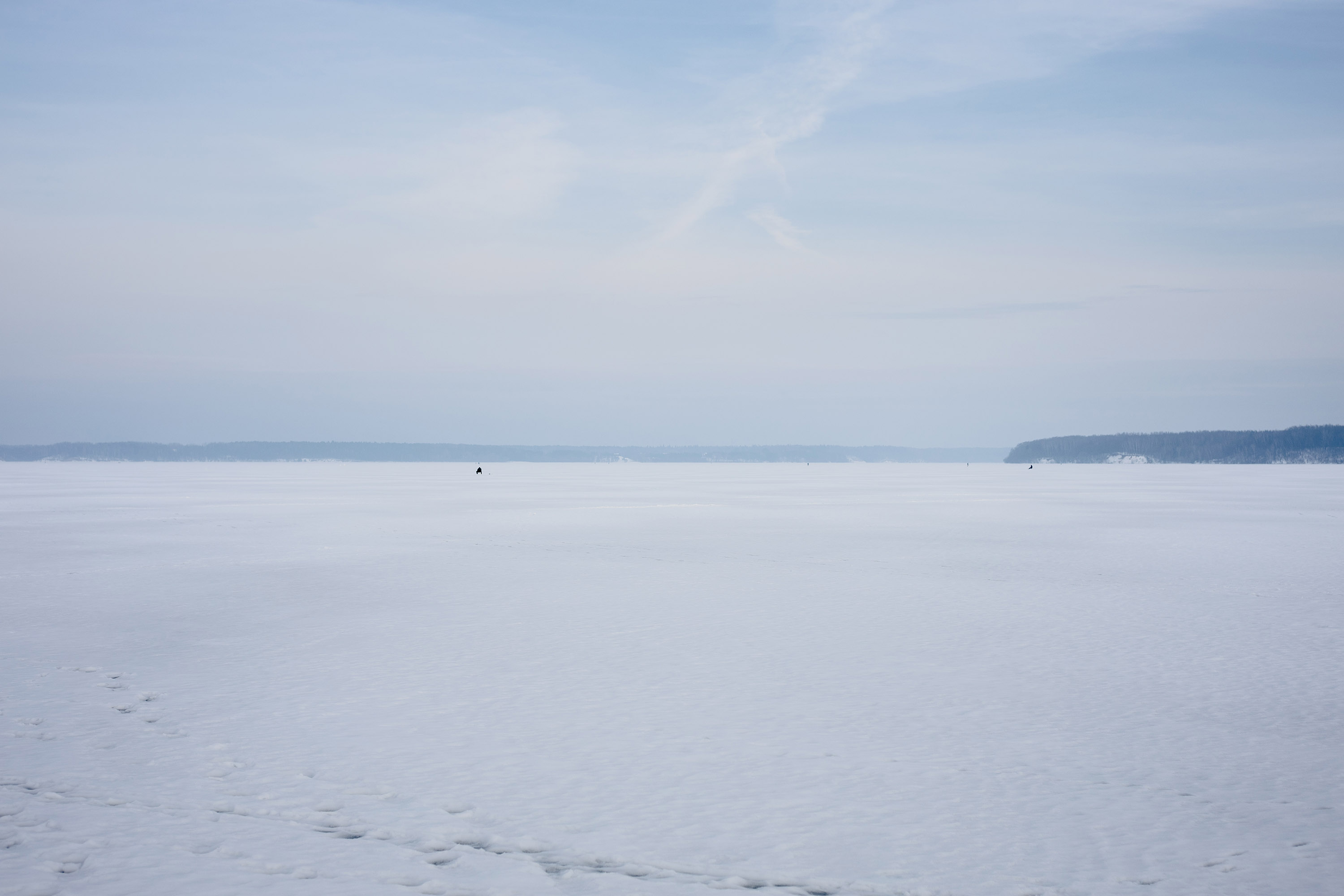 Lonely fisherman in the snow desert - Carl Zeiss Contarex 50mm f2